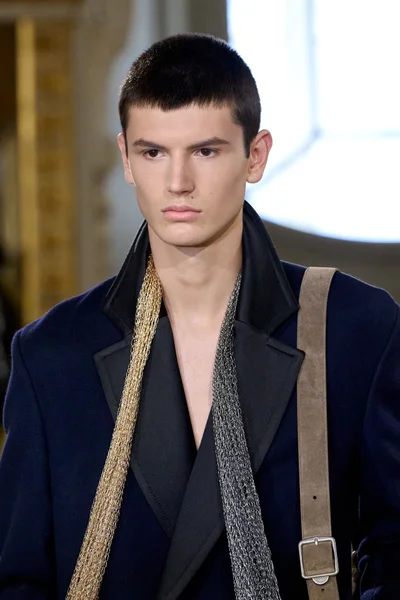 Look 204